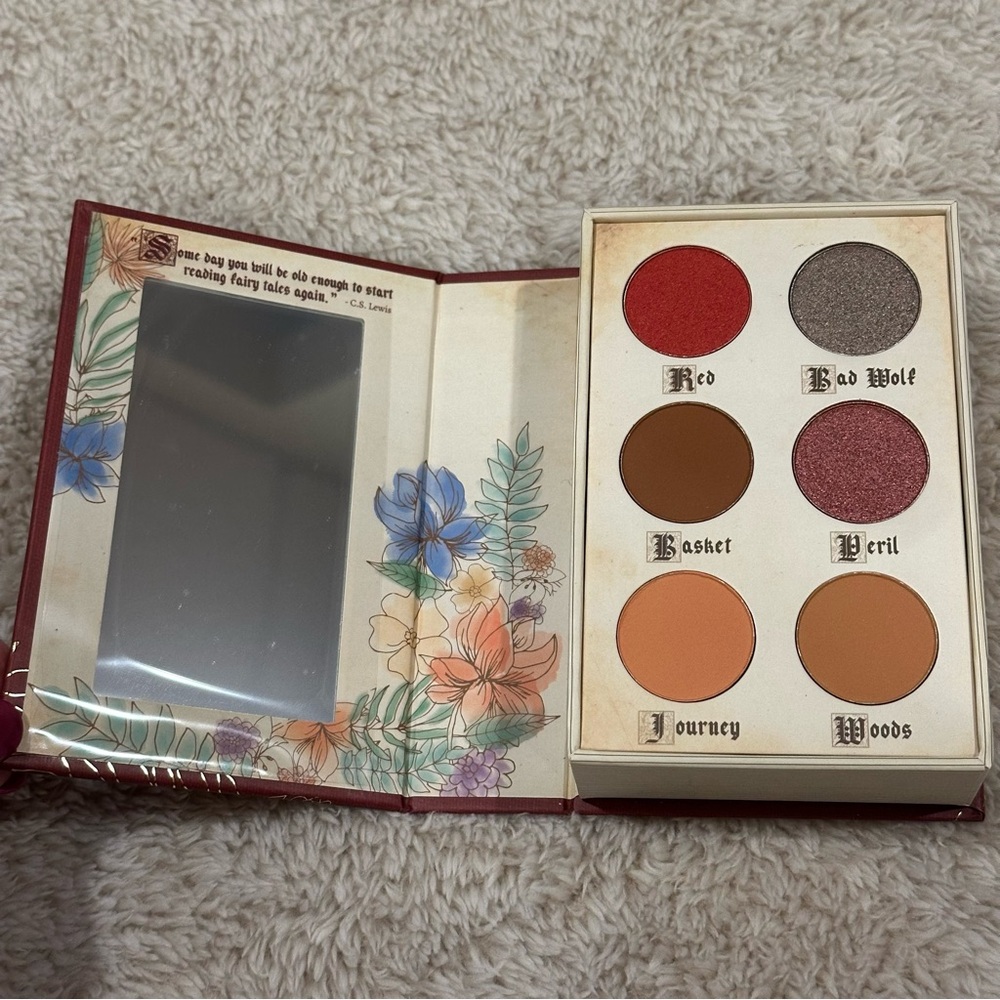 NWT storybook cosmetics fairytales little red riding hood eye shadow palette